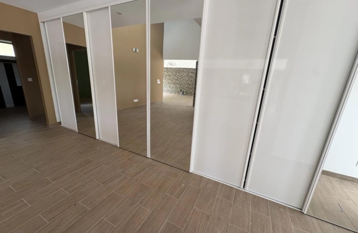 Location Maison 154m&sup2; 4 pièces Les Abymes