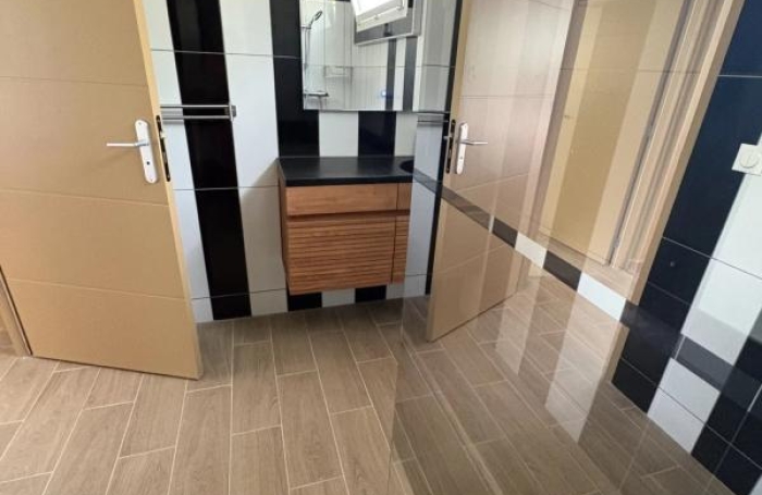 Location Maison 154m&sup2; 4 pièces Les Abymes