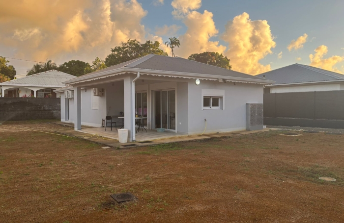 Location Maison 97122