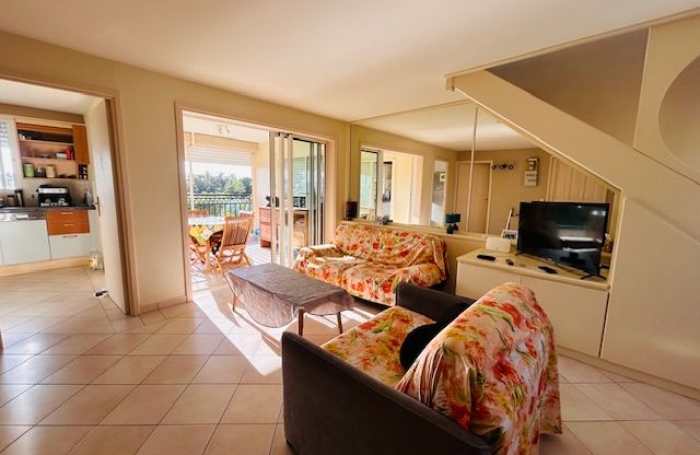 Location Appartement 67.23m&sup2; 1 pièce Baie Mahault