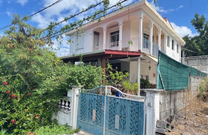 Vente Maison 86m&sup2; 4 pièces Vieux Habitants