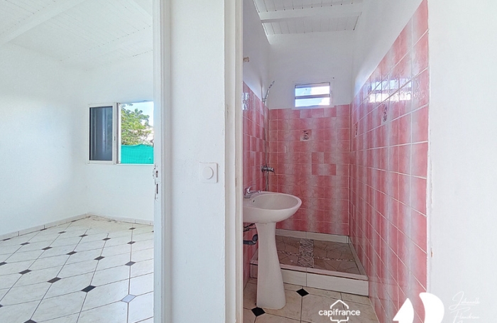 Location Appartement 94m&sup2; 3 pièces Sainte Rose