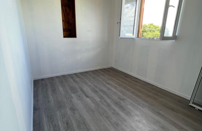 Vente Maison 132m&sup2; 6 pièces Saint Claude