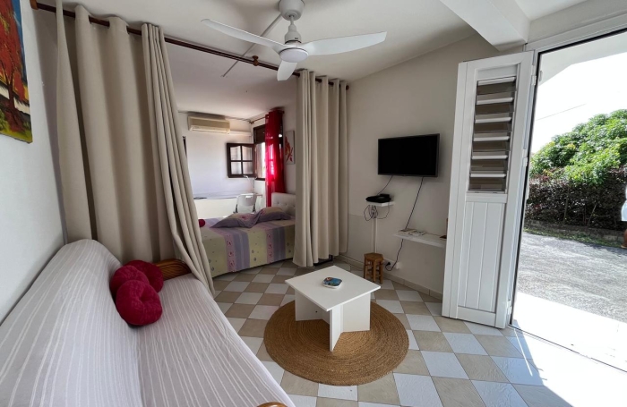 BASSE-TERRE Maison T4 cl&eacute; en main avec 2 logements ind&eacute;pendants   Proche h&ocirc;pital et commodit&eacute;s- aucun travaux