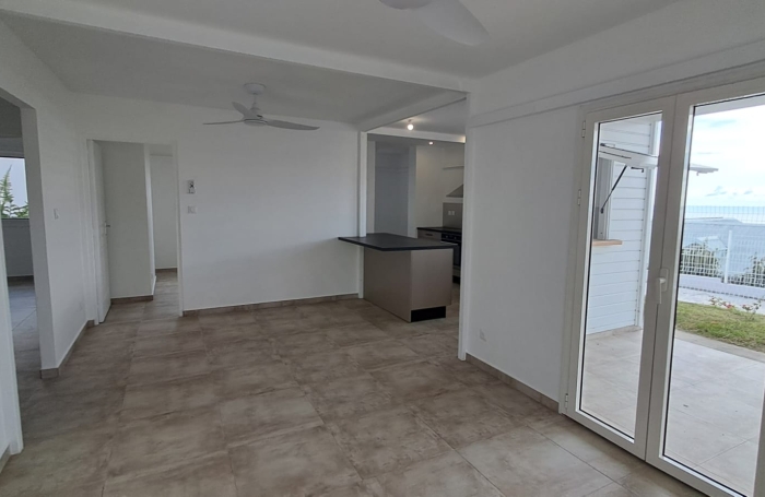 Pavillon neuf T4 vue mer quartier r&eacute;sidentiel &agrave; Bouillante