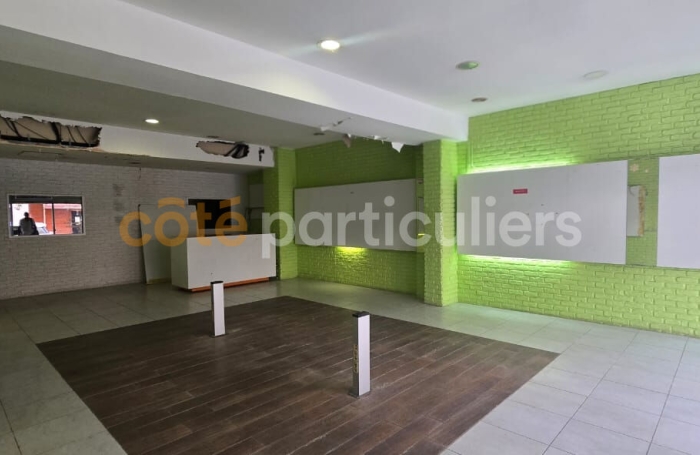 Vente Local commercial 117m&sup2; 2 pi&egrave;ces Pointe-&agrave;-Pitre
