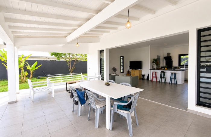 &Agrave; LOUER    villa moderne F5 avec piscine   PETIT-BOURG   Quartier La Grippi&egrave;re