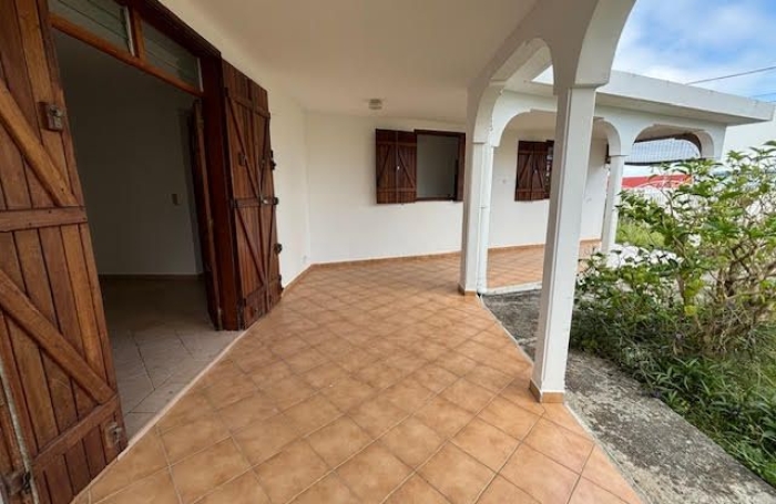Location Maison 100m&sup2; 4 pièces Saint Fran&ccedil;ois