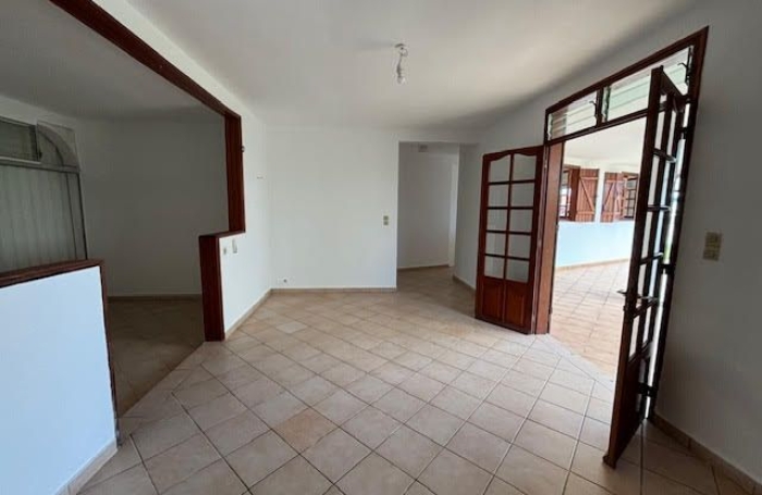 Location Maison 100m&sup2; 4 pièces Saint Fran&ccedil;ois