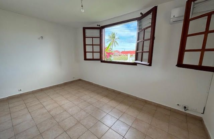 Location Maison 100m&sup2; 4 pièces Saint Fran&ccedil;ois