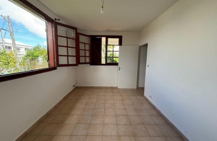 Location Maison 100m&sup2; 4 pièces Saint Fran&ccedil;ois