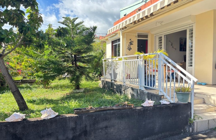 Vente Maison 93m&sup2; 4 pièces Basse-Terre