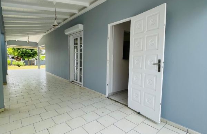 Location Maison 136.47m&sup2; 5 pièces Baie Mahault