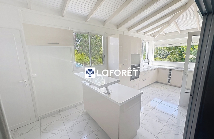 Location Maison 90m&sup2; 4 pi&egrave;ces Lamentin