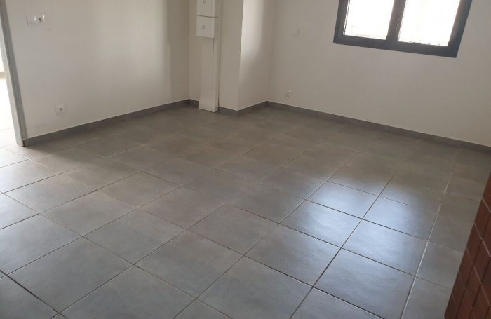 Vente Immeuble 317.75m&sup2; 12 pi&#232;ces Cayenne