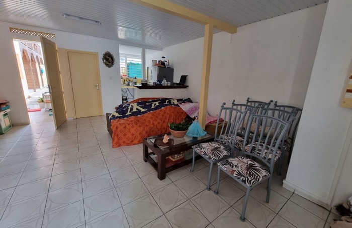 Vente Immeuble 222m&sup2; 9 pi&#232;ces Cayenne