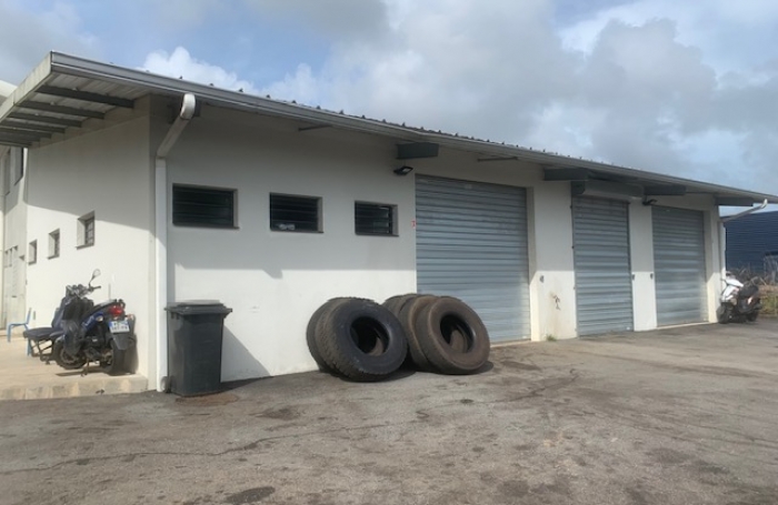 Vente Local commercial 605m² Kourou