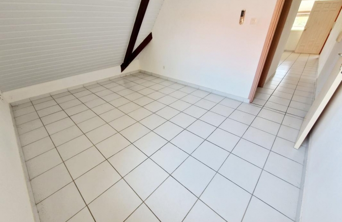 Vente Appartement 31.11m&sup2; 2 pi&#232;ces Remire Montjoli