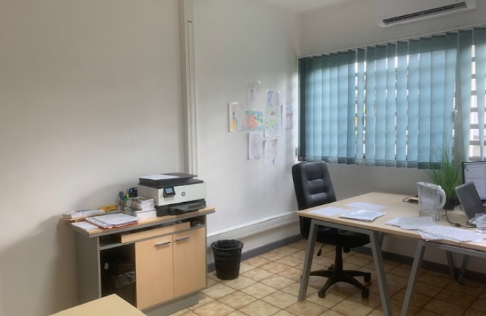 Location Bureaux 63m² Cayenne