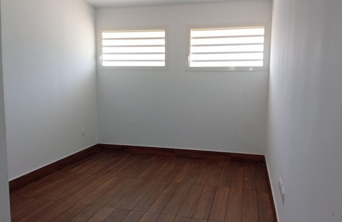 Location Maison 83.45m&sup2; 4 pi&#232;ces Saint Laurent