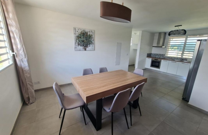 Location Maison 116.7m&sup2; 4 pi&#232;ces Remire Montjoli