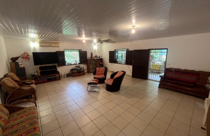 Vente Maison 124.69m&sup2; 4 pi&#232;ces Roura