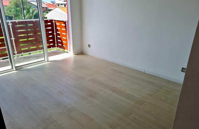 Vente Appartement 56.04m&sup2; 2 pi&#232;ces Cayenne