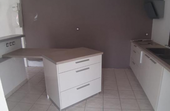 Vente Maison 111.28m&sup2; 5 pi&#232;ces Remire Montjoli