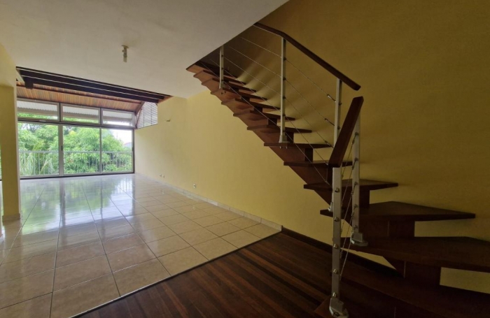Location Appartement 90.8m&sup2; 3 pi&#232;ces Cayenne
