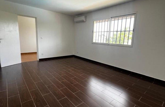 Location Maison 209m&sup2; 4 pi&#232;ces Kourou