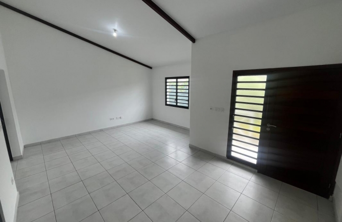 Vente Maison 93.67m&sup2; 4 pi&#232;ces Remire Montjoli