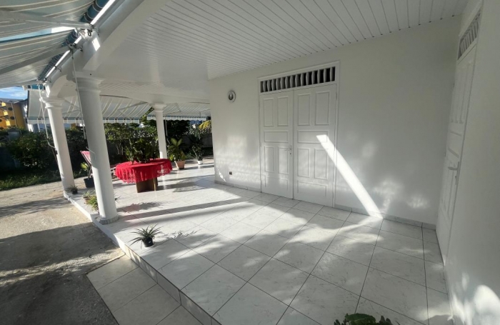 Vente Maison 230m&sup2; 5 pi&#232;ces Cayenne