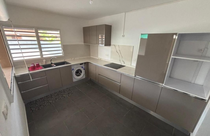 Location Maison 97355