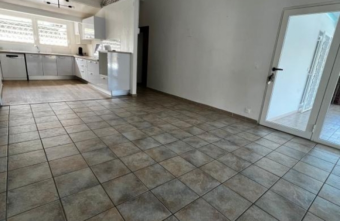 Location Maison 142m&sup2; 5 pi&#232;ces Kourou