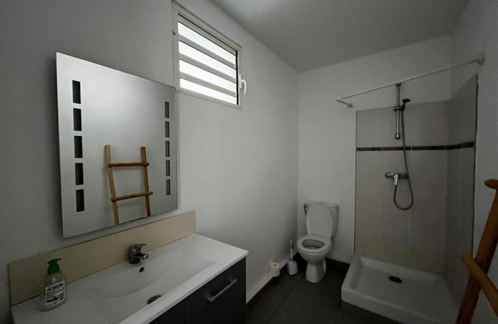 Vente Appartement 50.58m&sup2; 2 pi&#232;ces Remire Montjoli