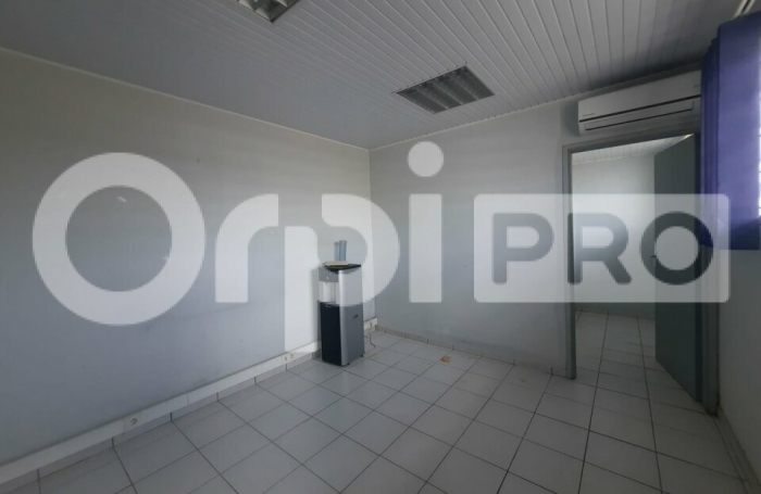 Bureau de 59 m² au coeur de Collery !