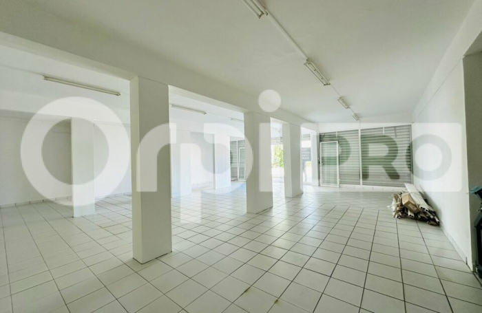 Local de 135 m² au coeur de la ville !