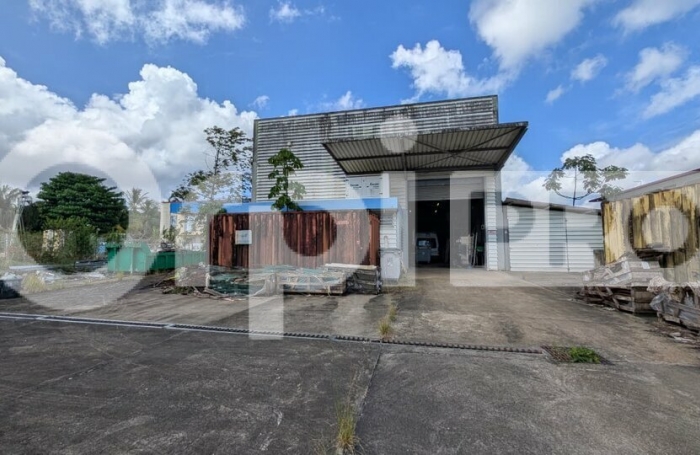 Entrepôt à vendre – Zone Industrielle Soula 2