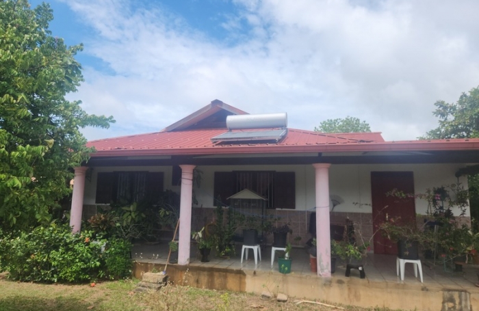 Vente Maison 158m&sup2; 4 pièces Remire Montjoli