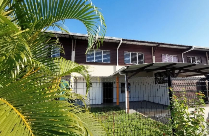 Location Maison 97355