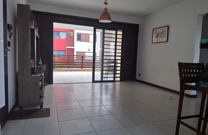 Vente Appartement 61m&sup2; 3 pi&egrave;ces Remire Montjoli