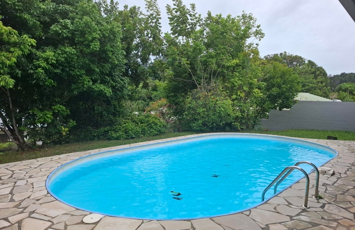 Location Maison 92m&sup2; 5 pi&egrave;ces Remire Montjoli