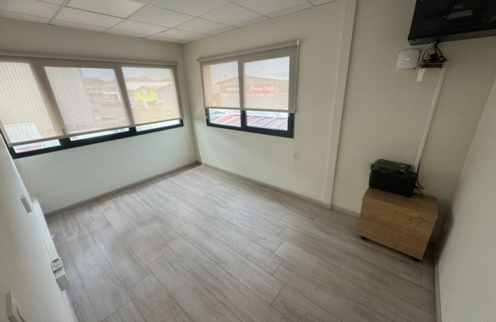 Location Local commercial 280m&sup2; Matoury