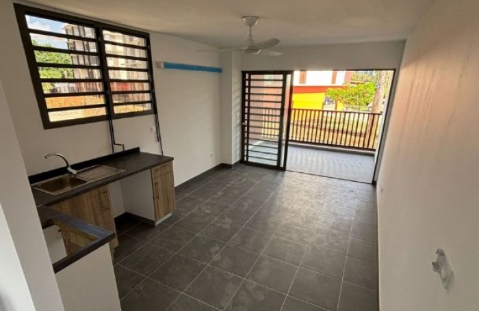 Location Appartement 22.14m&sup2; 2 pièces Remire Montjoli