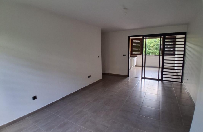 Vente Appartement 42.94m&sup2; 2 pièces Remire Montjoli