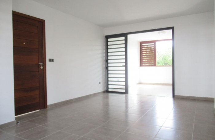 Location Appartement 42.94m&sup2; 2 pièces Remire Montjoli