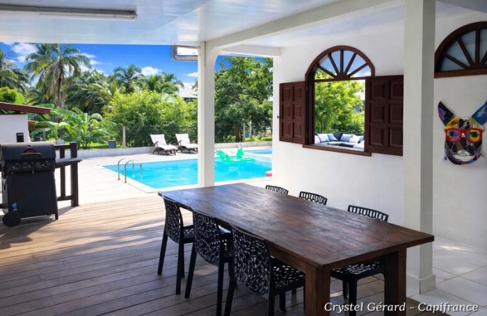 Vente Maison 225m&sup2; 5 pièces Remire Montjoli