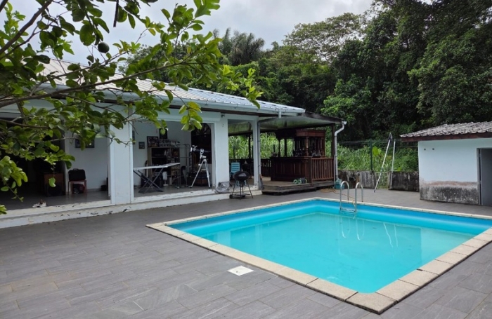 Vente Maison 225m&sup2; 5 pièces Remire Montjoli