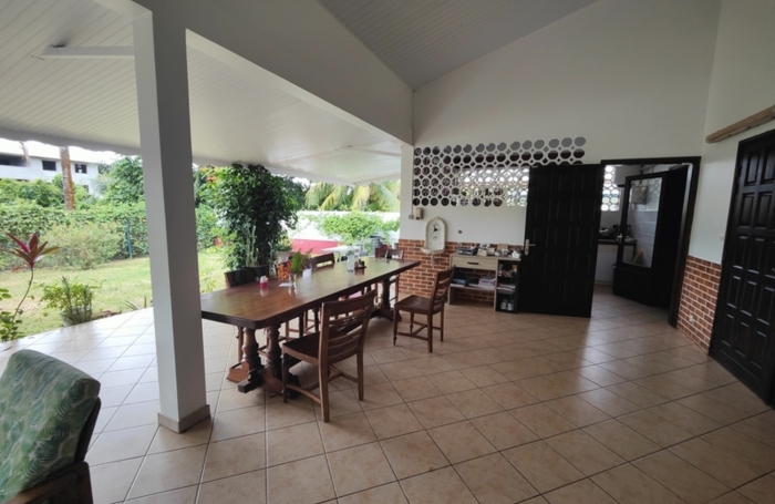 Vente Maison 180m&sup2; 8 pièces Remire Montjoli