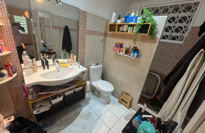 Vente Maison 165m&sup2; 5 pièces Remire Montjoli